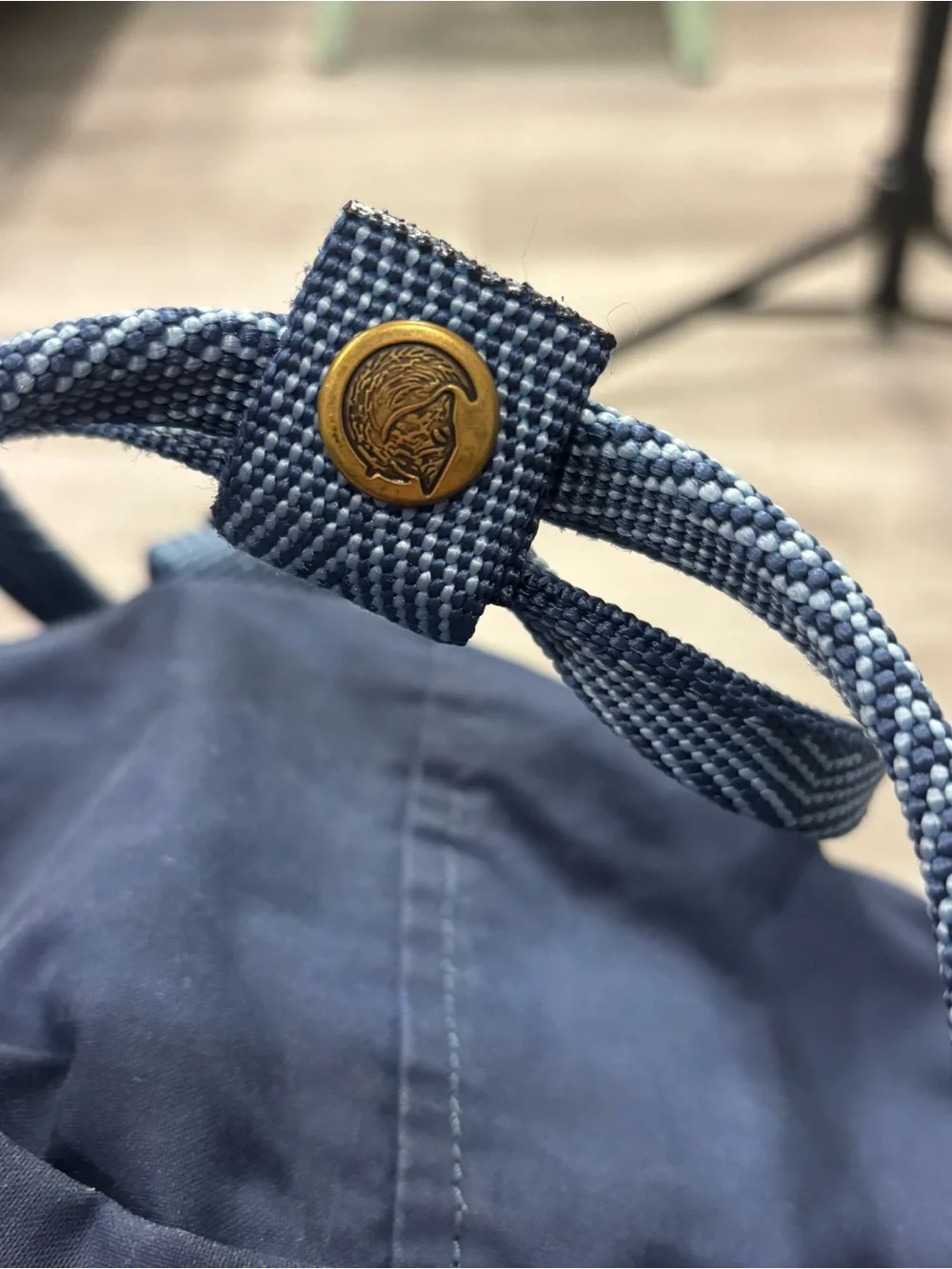 Fjallraven Kånken Backpack in Navy with Red Logo small hiking outdoor